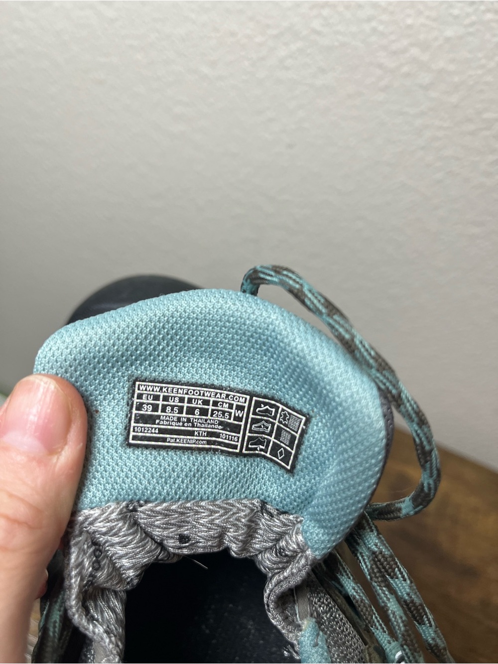 Keen Women's Targhee II 2 Trail Hiking Shoes in Teal and Gray - Picture 5 of 5
